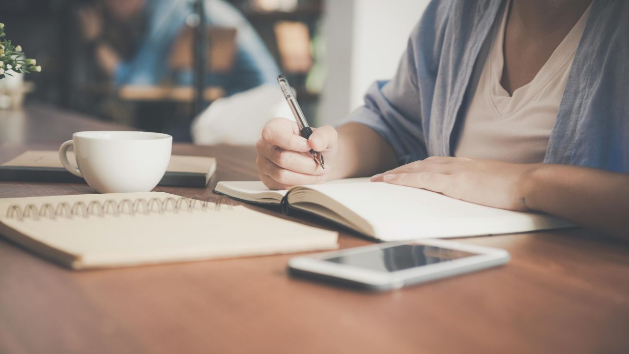 Upskilling & Digital Literacy: HR’s Guide to the AI Future